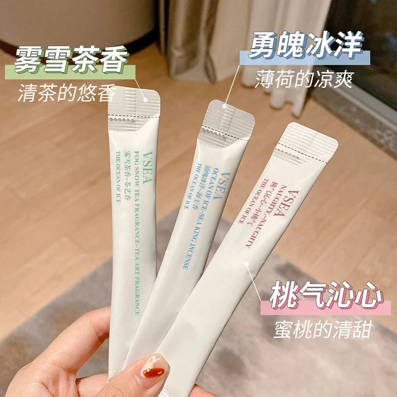 抑菌漱口水清新口气深层清洁男女生便携式约会茶果香持久留香温和