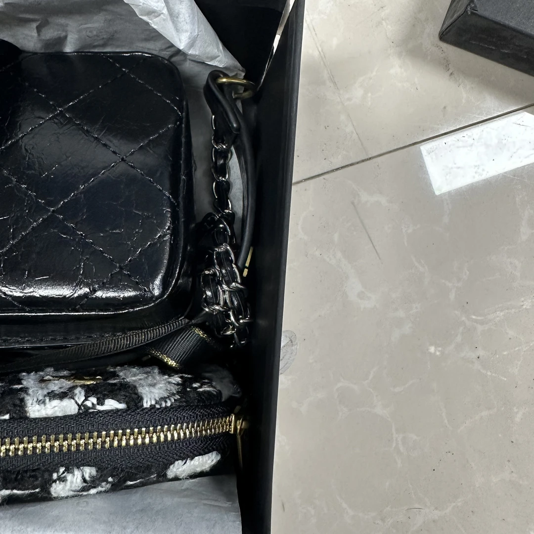 【X】两件手机包手拿包777