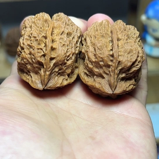 文玩核桃把件5号异兽41-42  58克