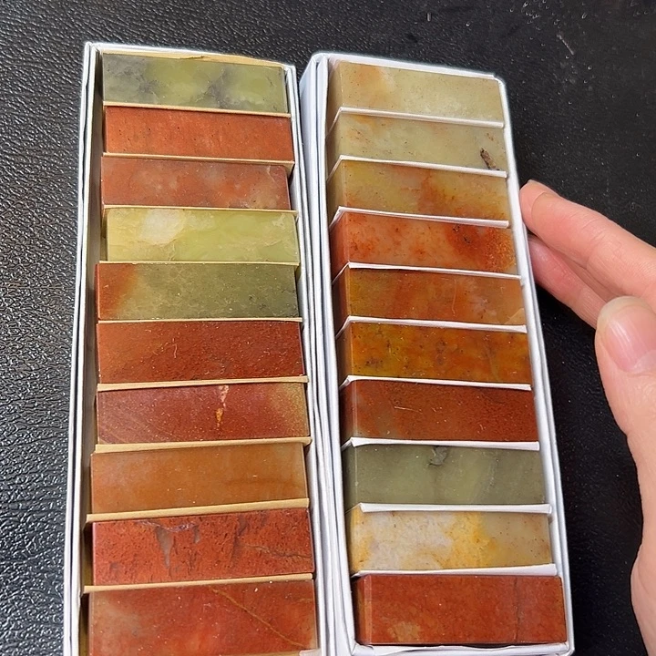 印石浙江红石瑕疵品一组20个1.5*1.5*5.0