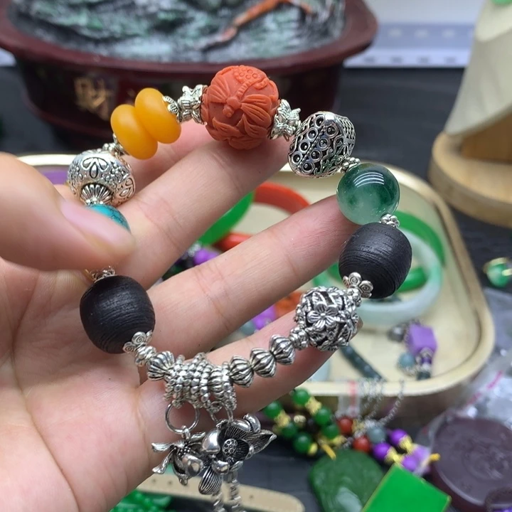 玛瑙/玉髓颈饰合金吊坠