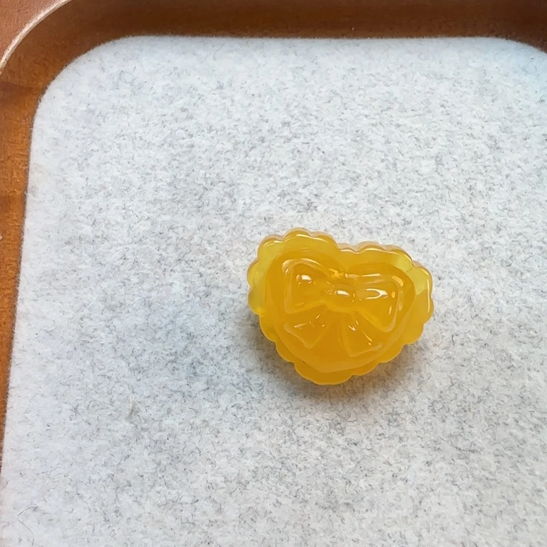琥珀未镶嵌珠宝奇石定制