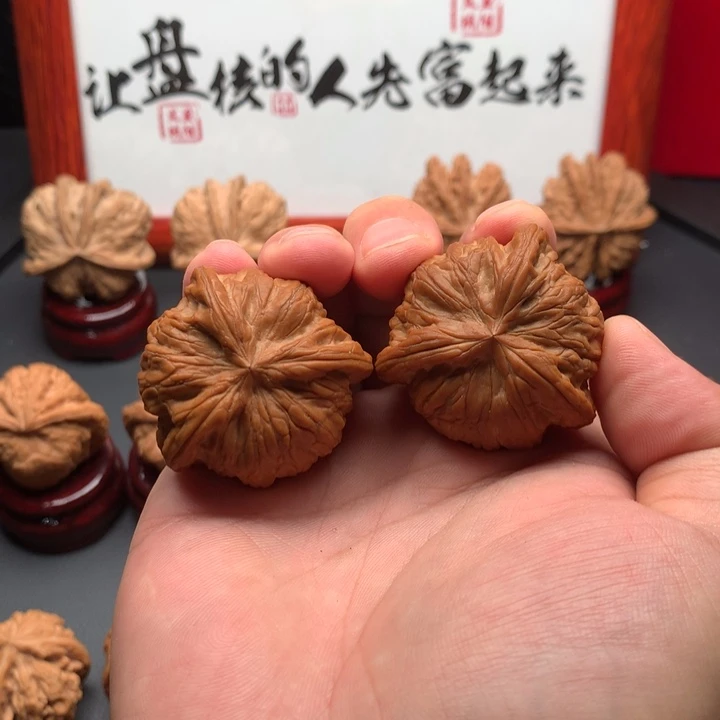 失***海吊坠文玩核桃战鼓