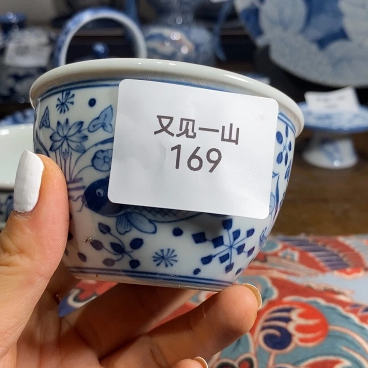 景德镇手绘鱼藻缸杯