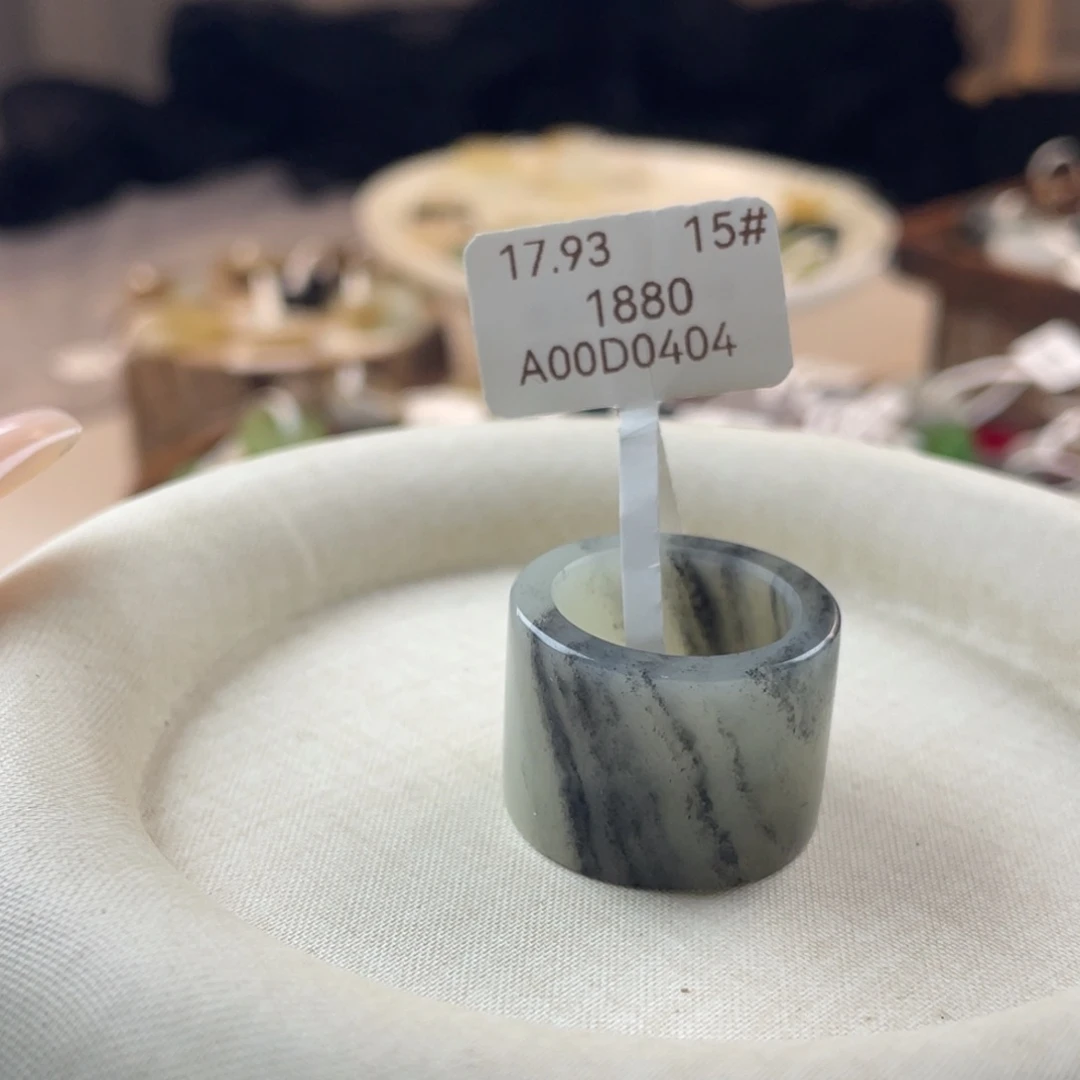 和田玉（糖玉）戒指未镶嵌