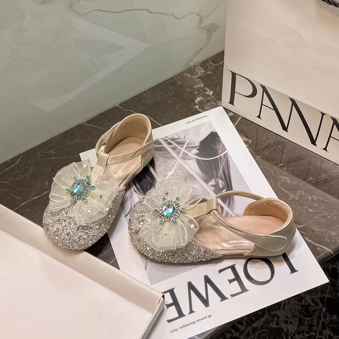 夏季新款2025小女孩包头凉鞋软底透气小皮鞋水晶甜美宝宝公主鞋