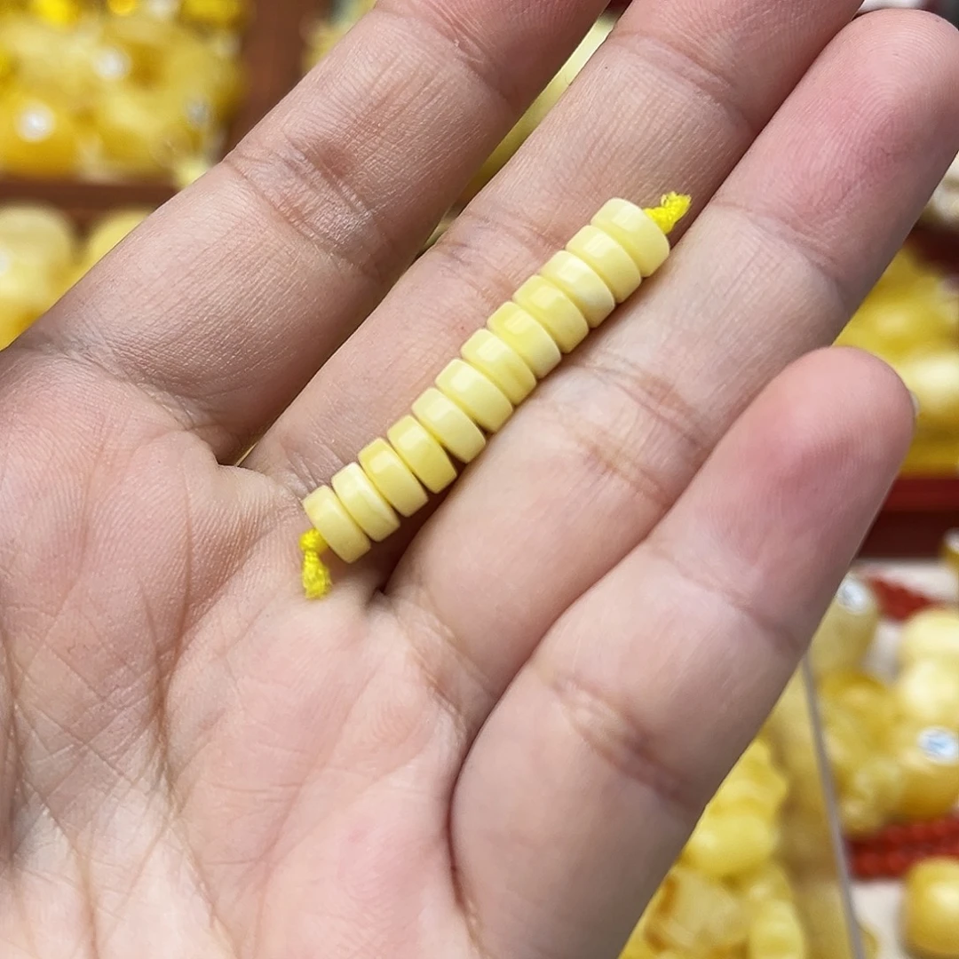 蜜蜡未镶嵌裸石天然