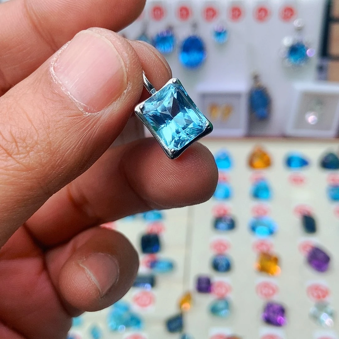 托帕石颈饰银S925镶嵌