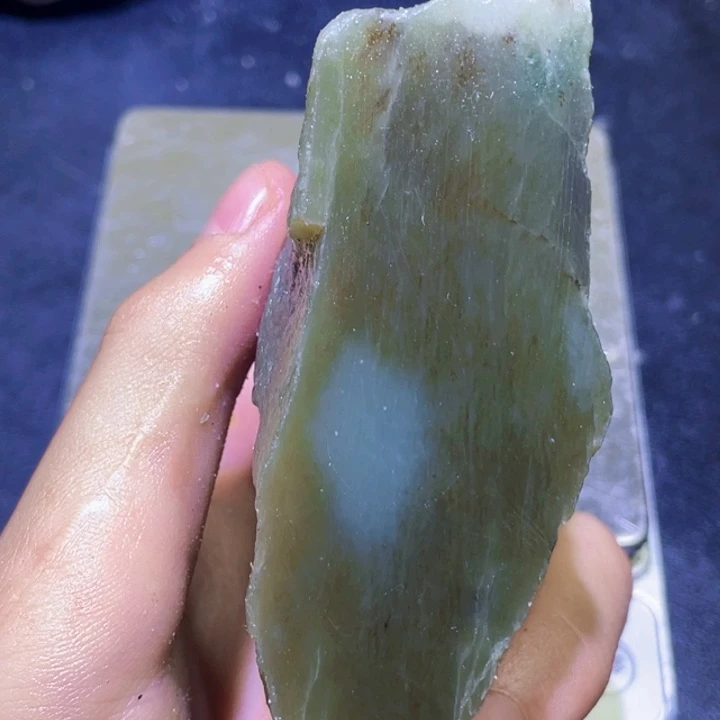 和田玉未镶嵌珠宝半成品