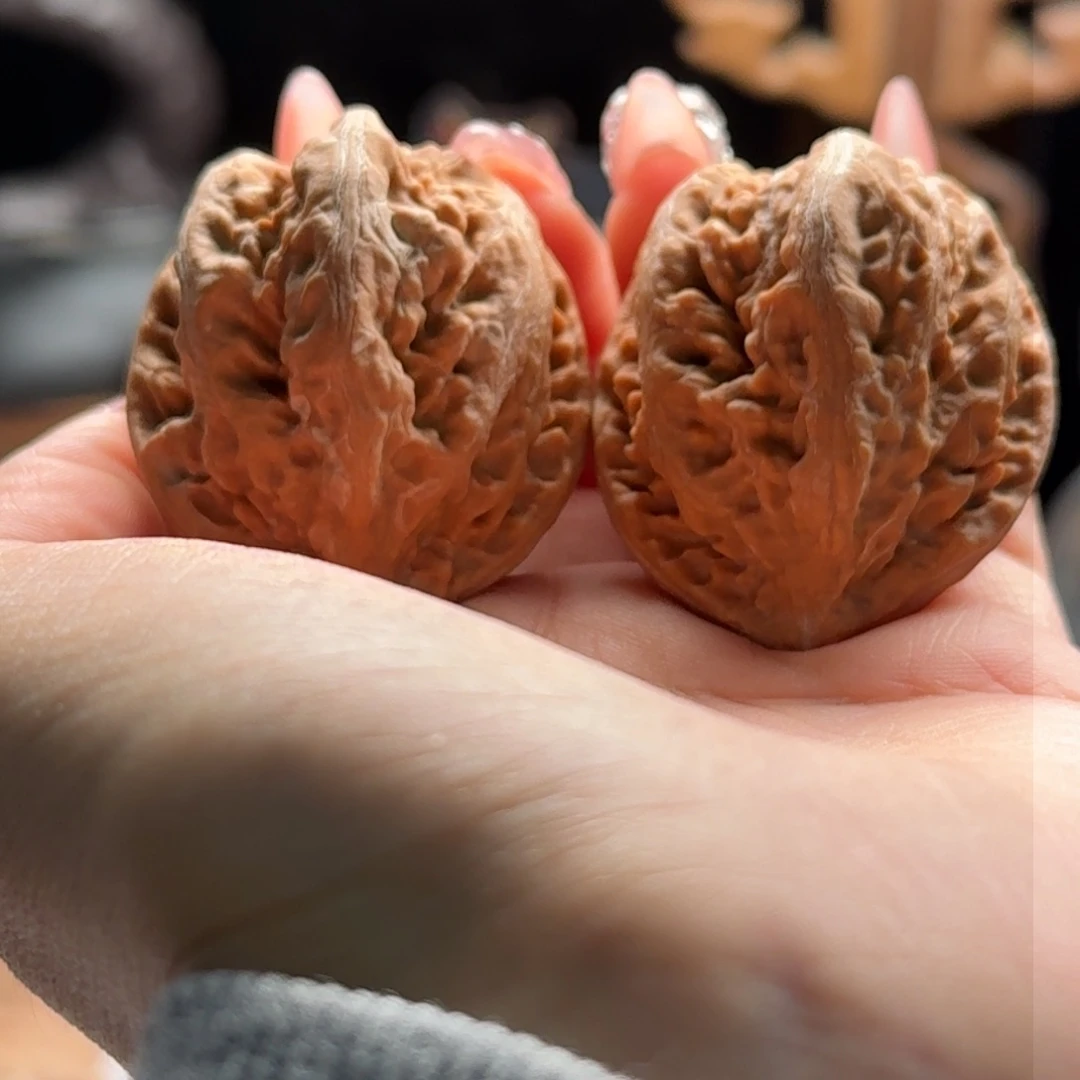 文玩核桃把件关东木子楸百核30花皮