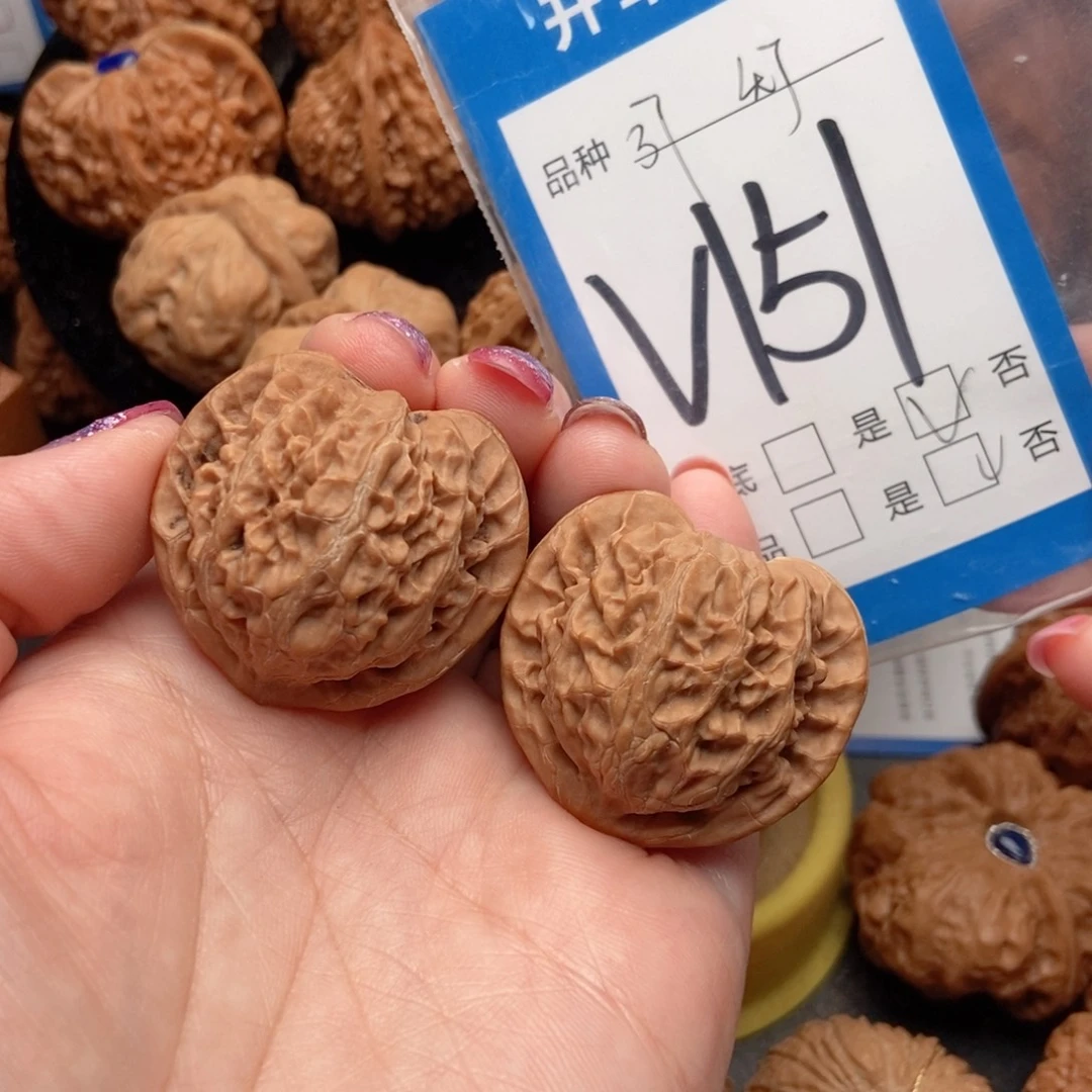 桃核吊坠核桃宫灯