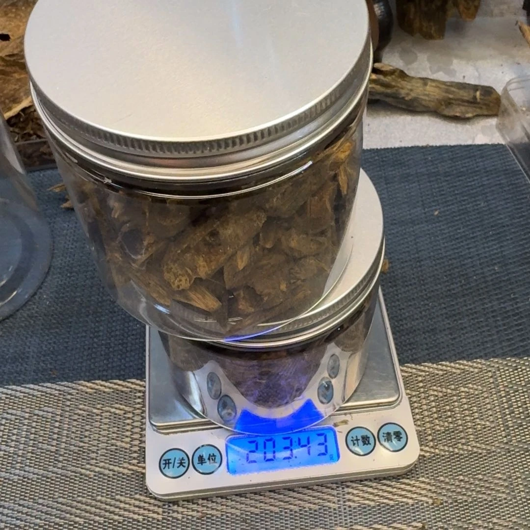 香榧木搞*葩棋楠乌身82克