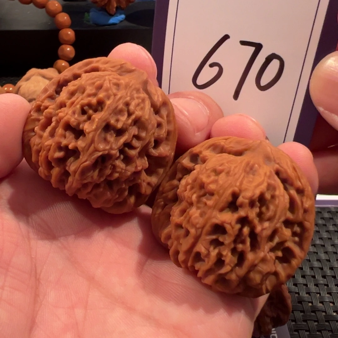 文玩核桃把件全品涿鹿南疆石38尺寸670号