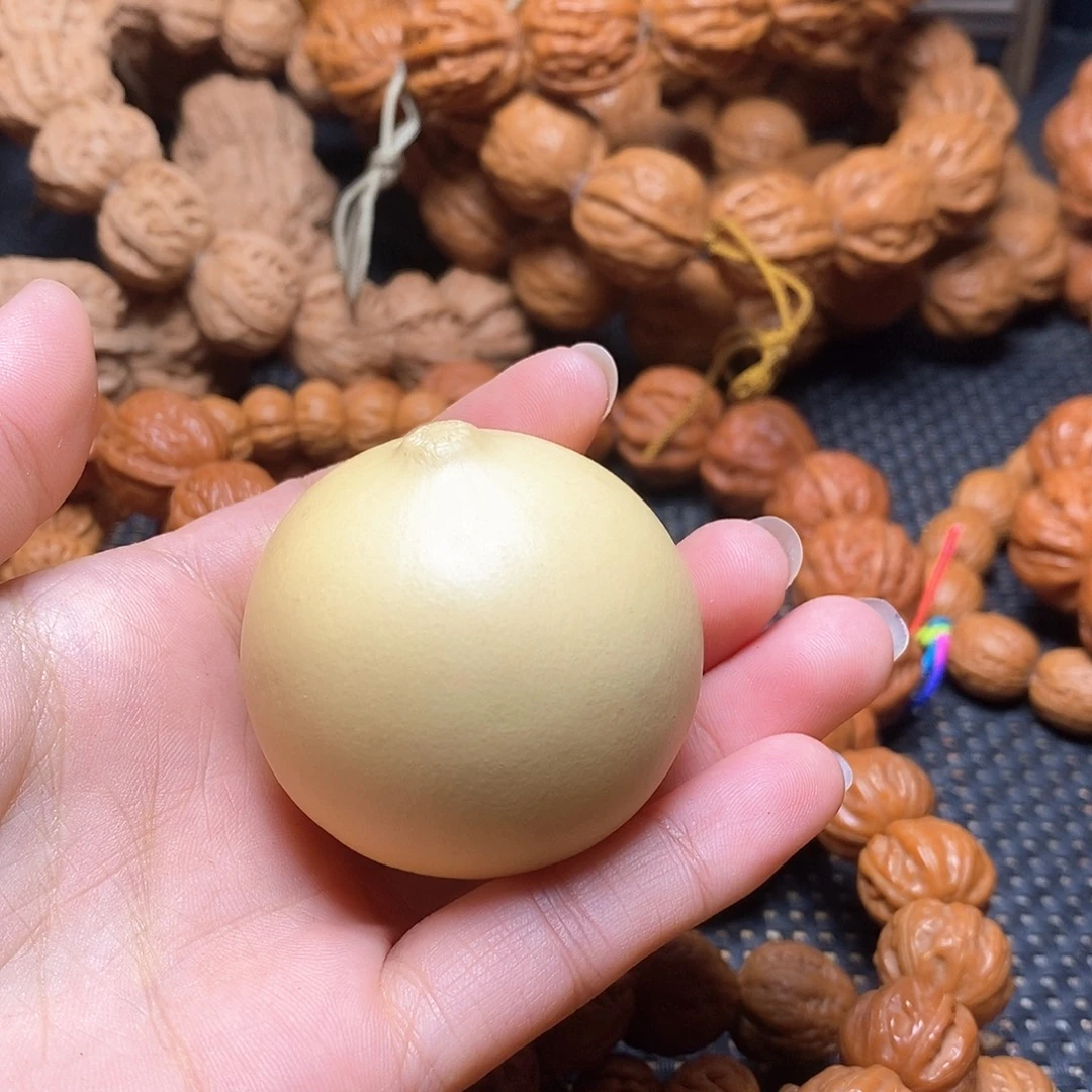 手串文玩核桃奶葫芦一个