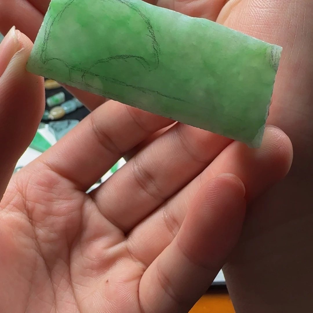 定制翡翠未镶嵌材料