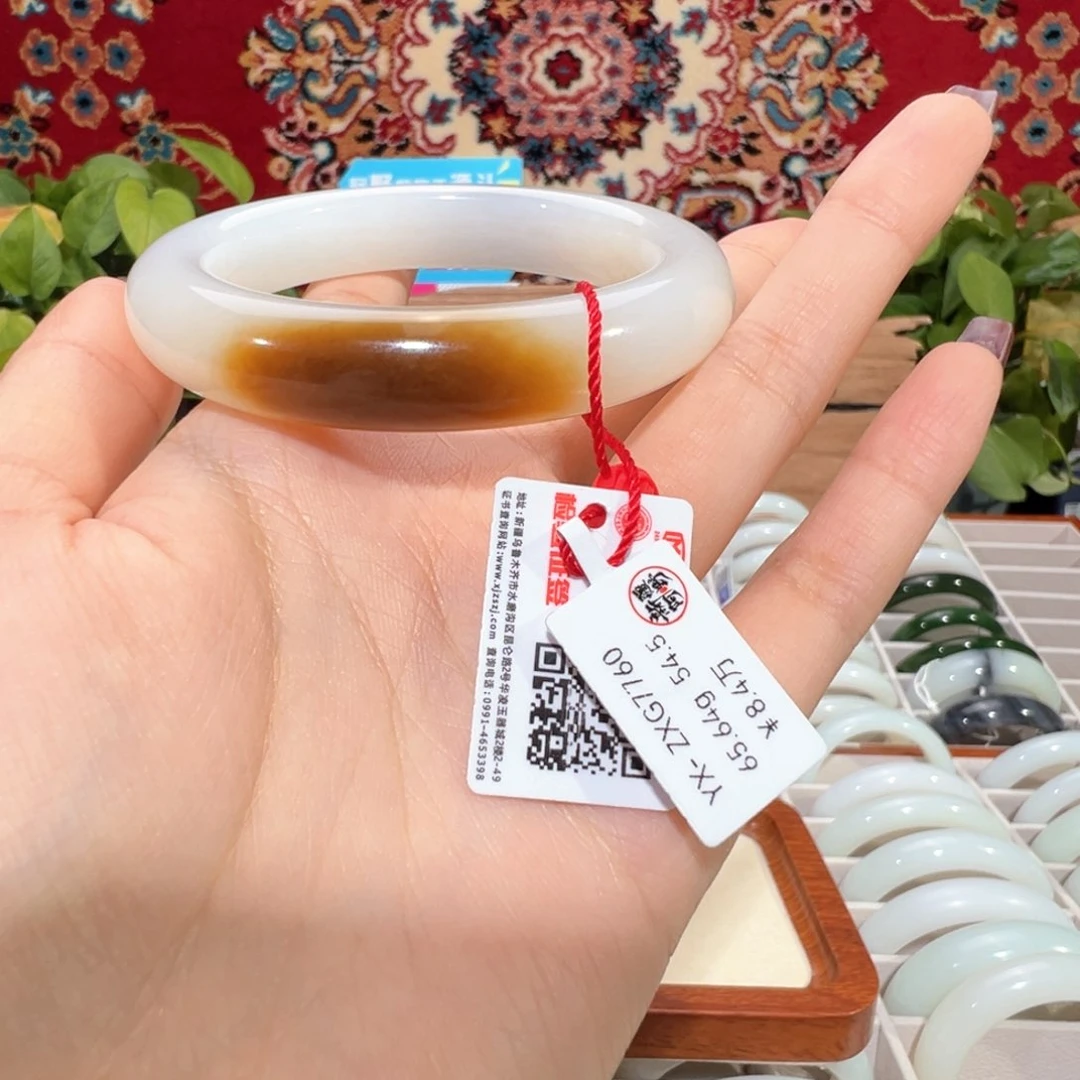 未镶嵌手镯和田玉（糖玉）新疆和田玉糖白（天地糖）