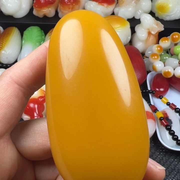 新疆戈壁五彩石金丝