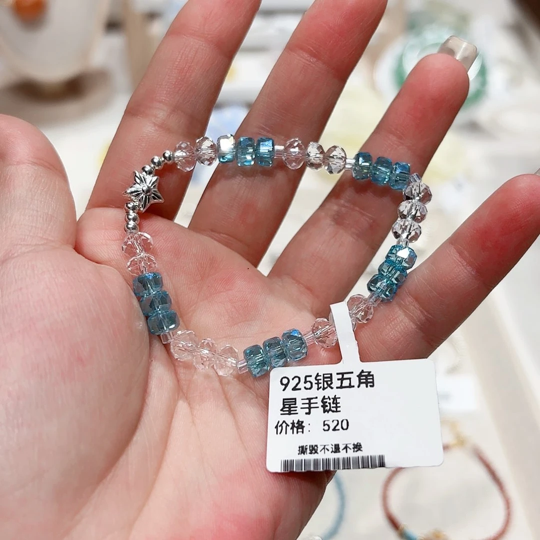 皮质足银这家首饰真的很好看呀