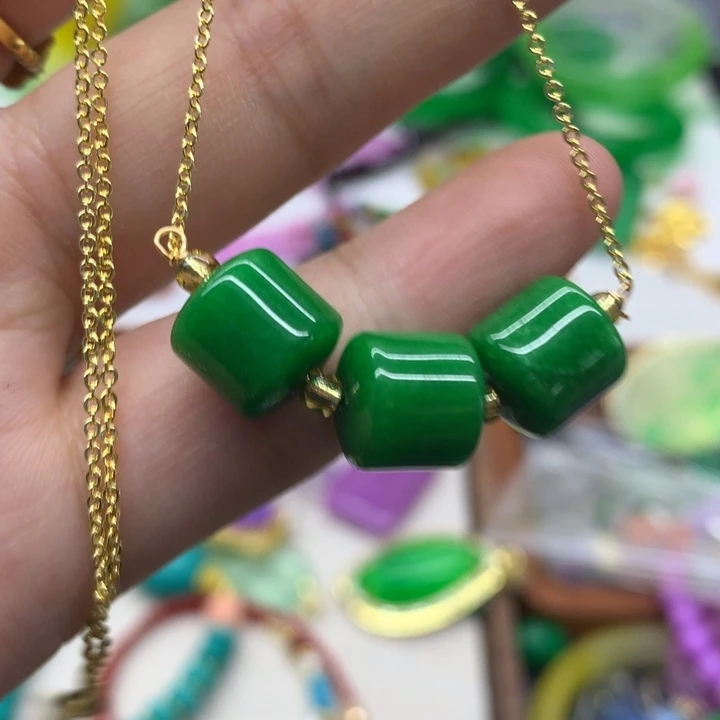 颈饰未镶嵌翡翠吊坠