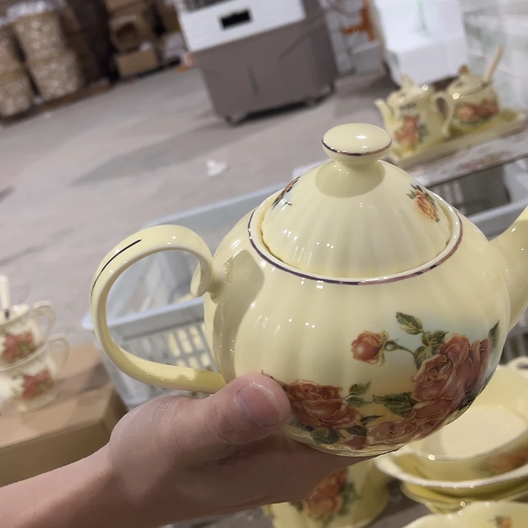 星博陶瓷有限公司