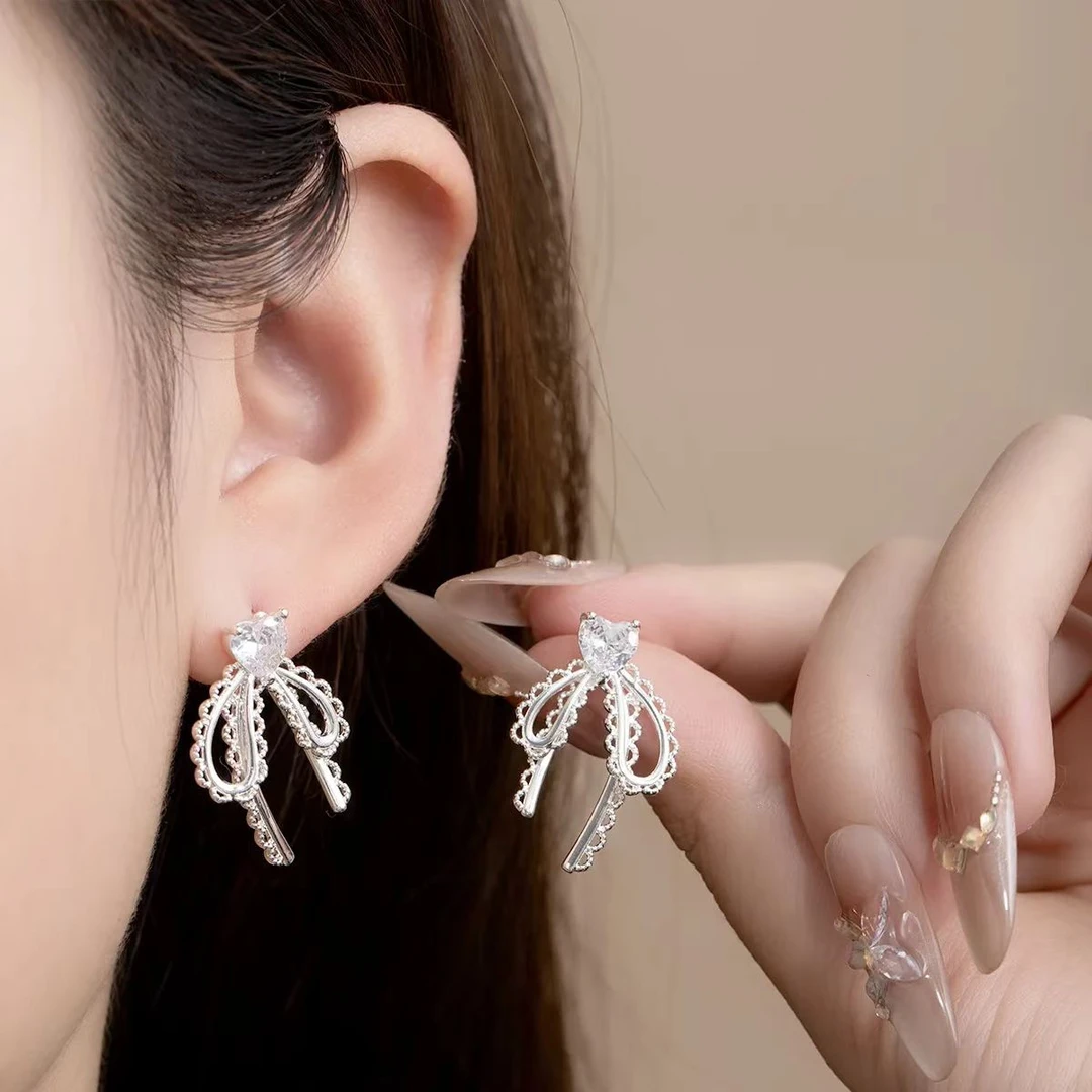 铜合金耳饰 法式甜美风高颜值耳饰蕾丝蝴蝶结花边耳钉女N3058