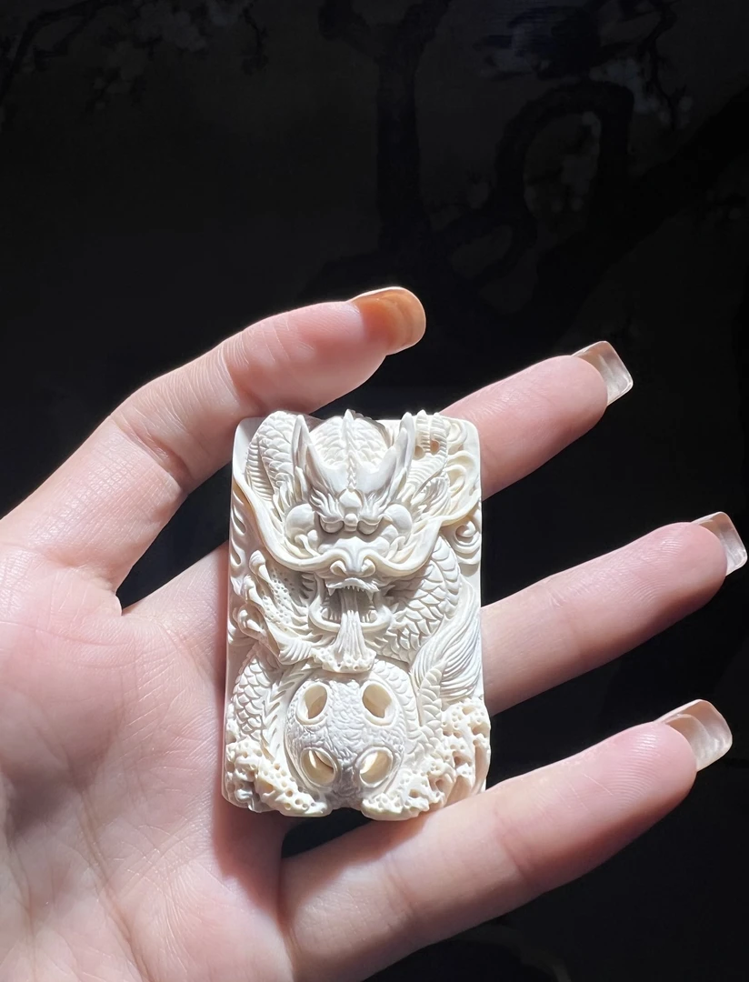 纯天然猛犸手工雕刻牌