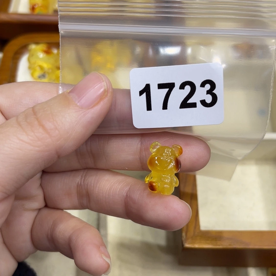 琥珀珠宝奇石未镶嵌