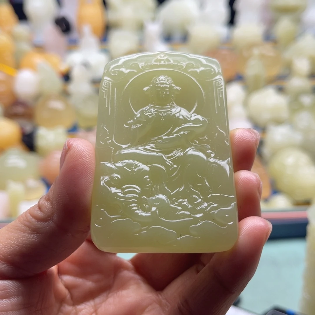 我***午玉天然桌面小摆件