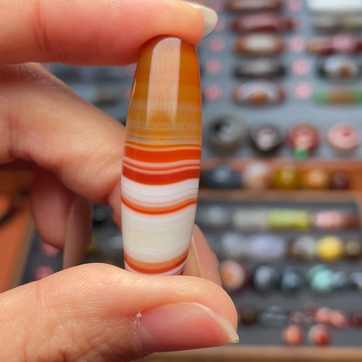 玛瑙/玉髓颈饰未镶嵌