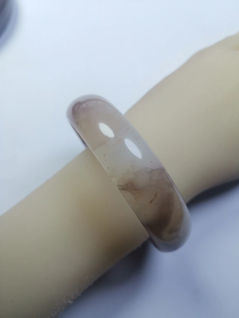 142号-圈口61-62-天然玉石-正品保障，金丝玉，时尚高贵款