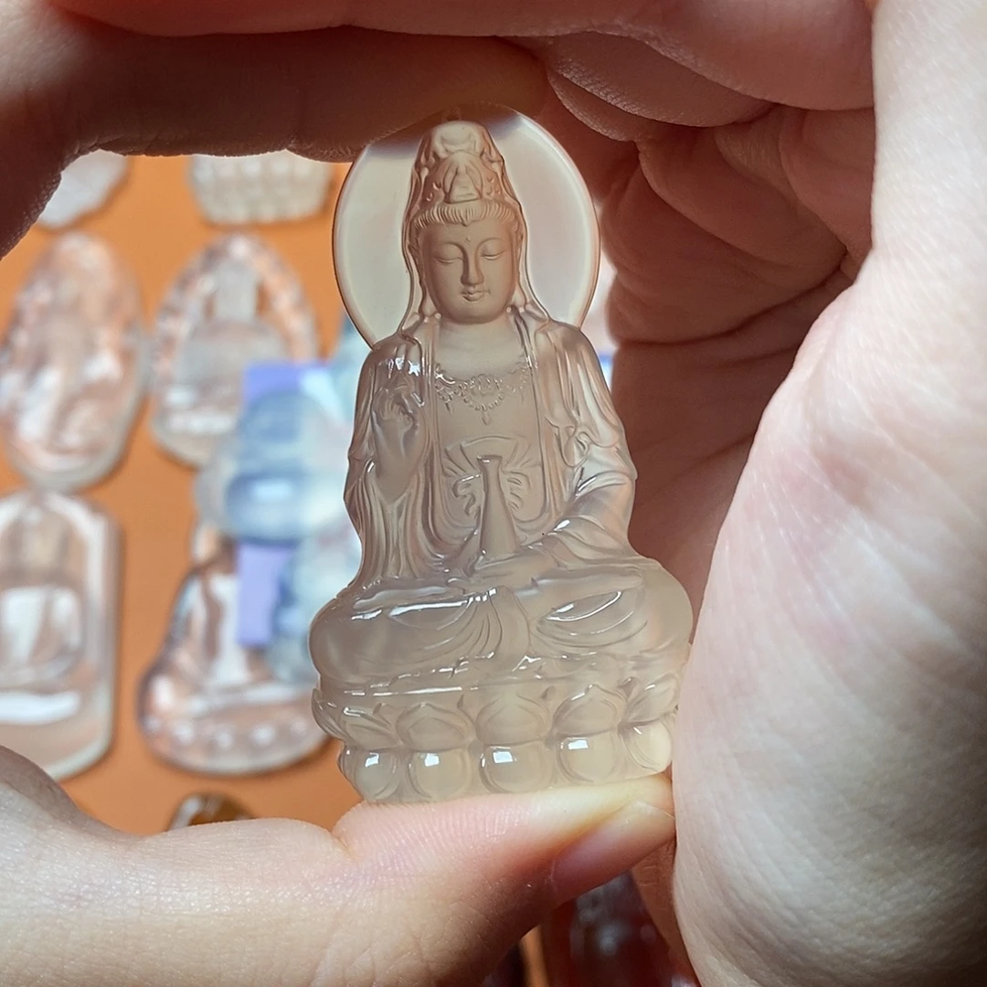 三***面未镶嵌颈饰玛瑙/玉髓