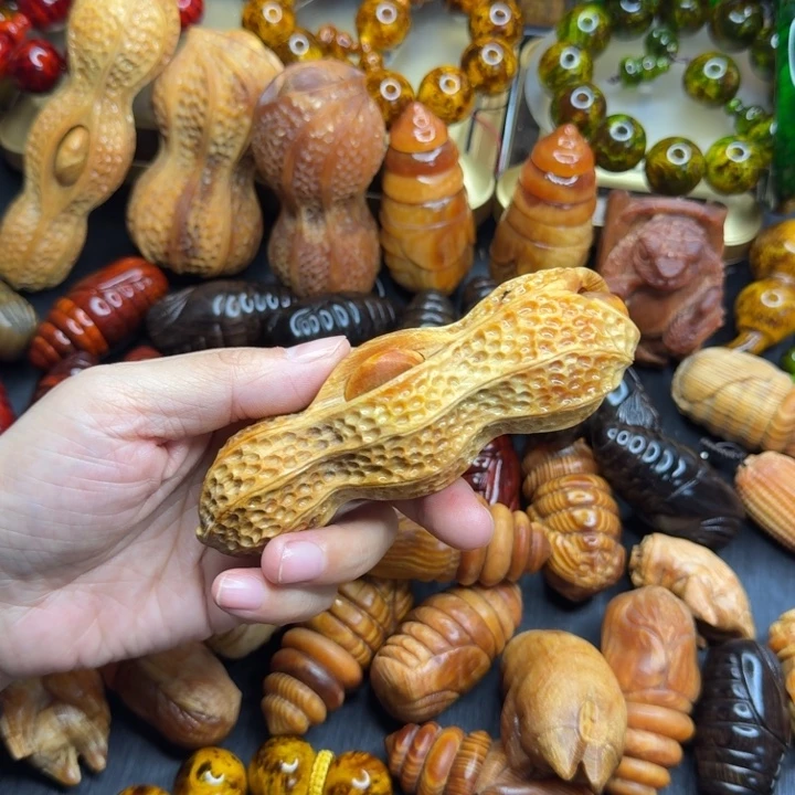 松木琥珀木文玩手串