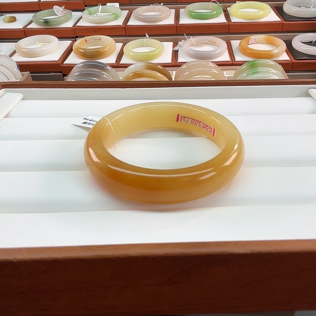 和田玉未镶嵌手镯54糖半山