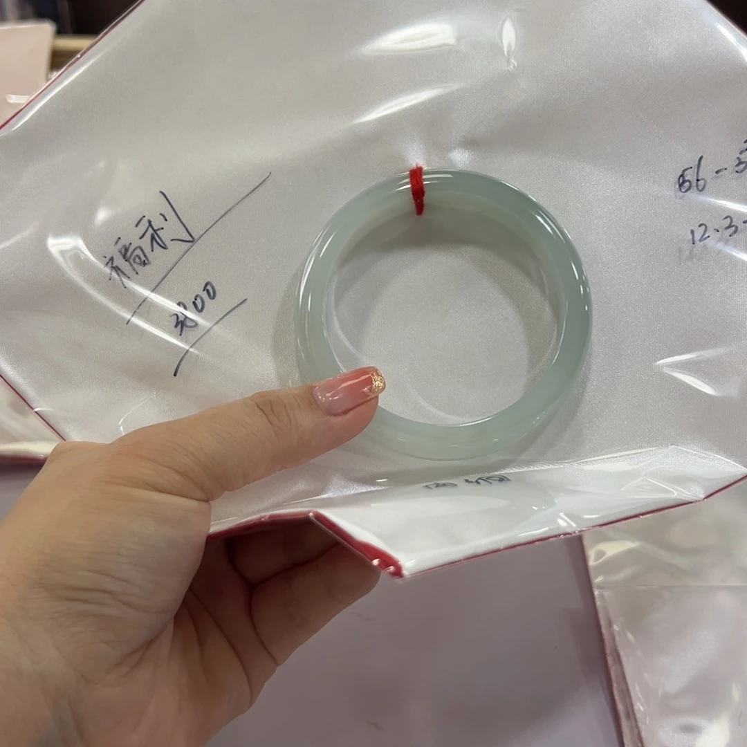 拾***河翡翠手镯未镶嵌手镯