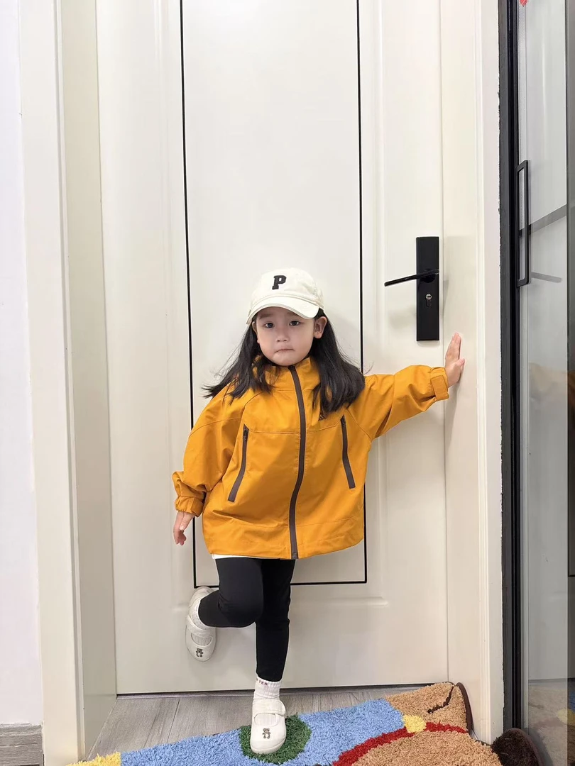 女童外套春秋款2025新款儿童秋款防风防水风衣女孩时髦冲锋衣夹克