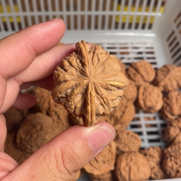 文玩核桃把件东****！核桃