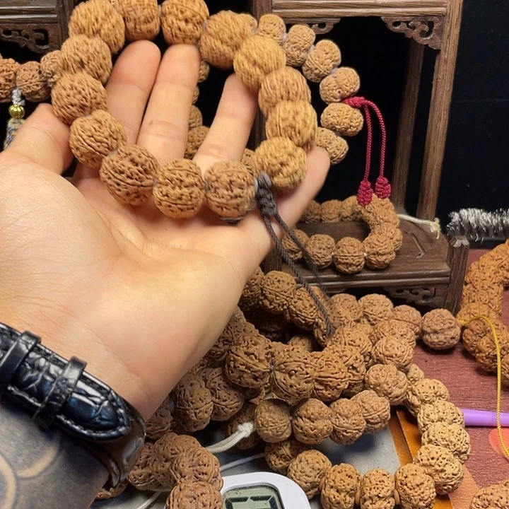 金刚菩提吊坠23蜂窝