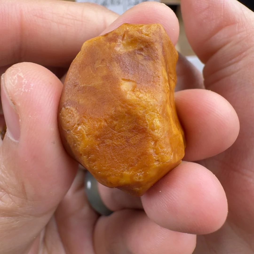 定制琥珀未镶嵌7.7克