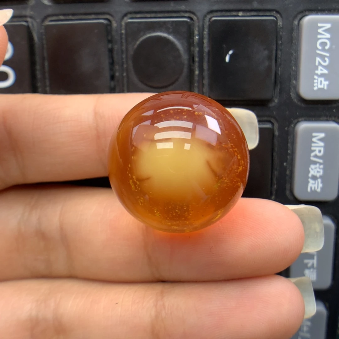 琥珀未镶嵌珠宝奇石21m