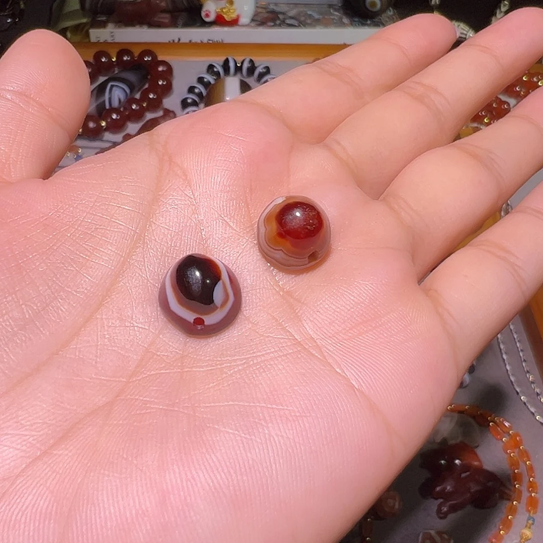 猛***腿树脂制品熔岩板珠