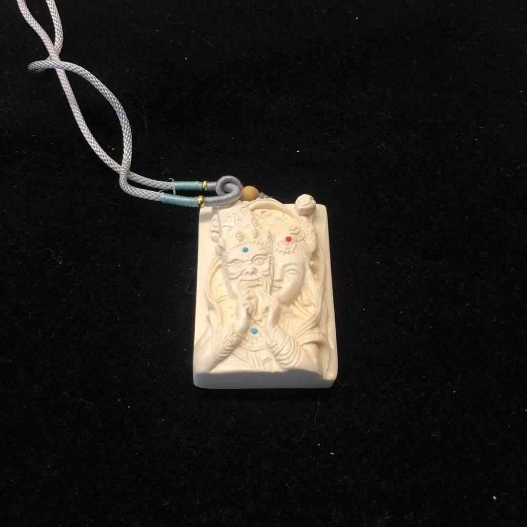 A00303 扎基拉姆猛犸牙工艺品