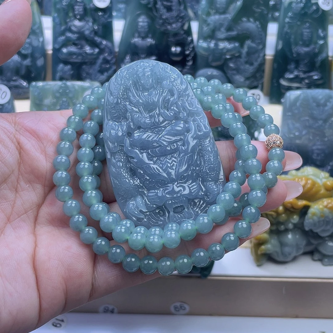 翡翠未镶嵌颈饰翡翠未镶嵌