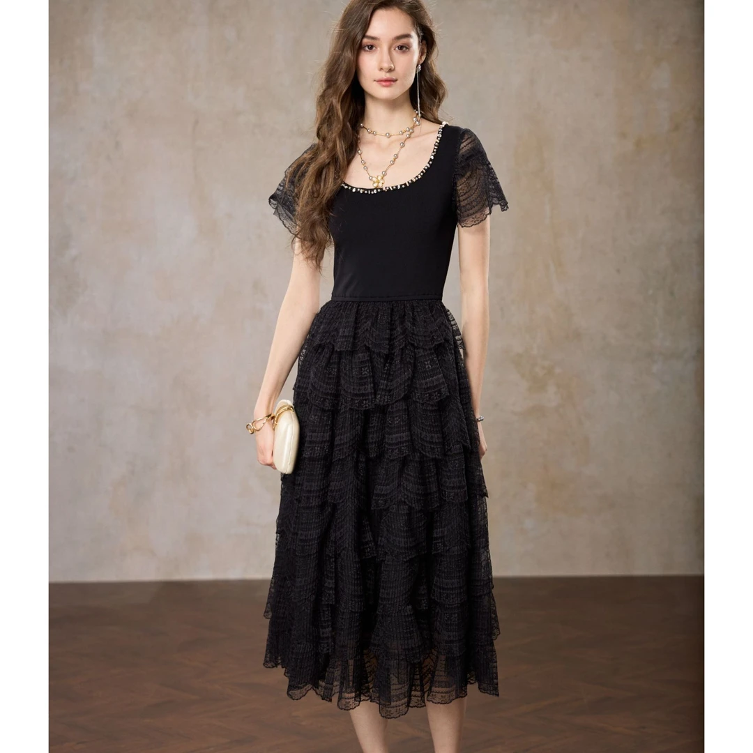 【粉丝专享】AUI黑色时尚高级减龄名媛轻奢收腰连衣裙XX-25X019338