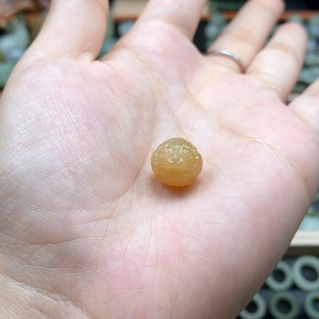 和田玉未镶嵌珠宝半成品