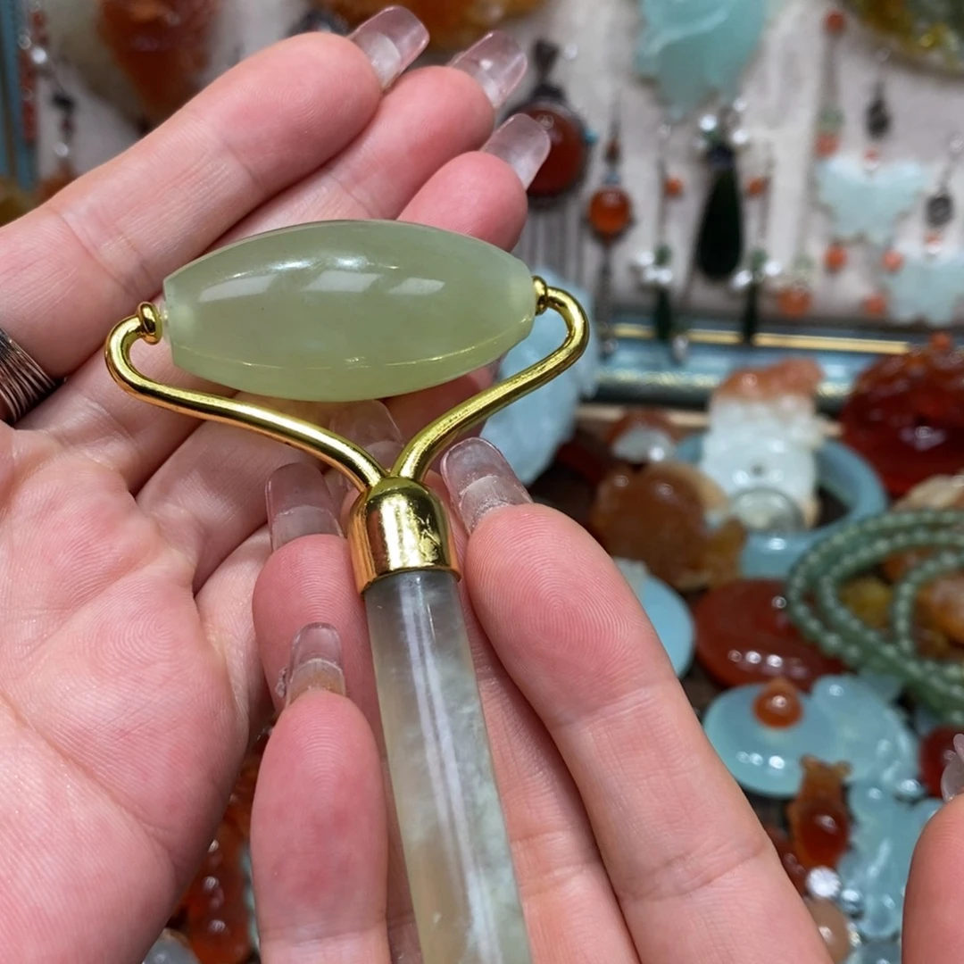 蛇纹石玉颈饰未镶嵌彦****！