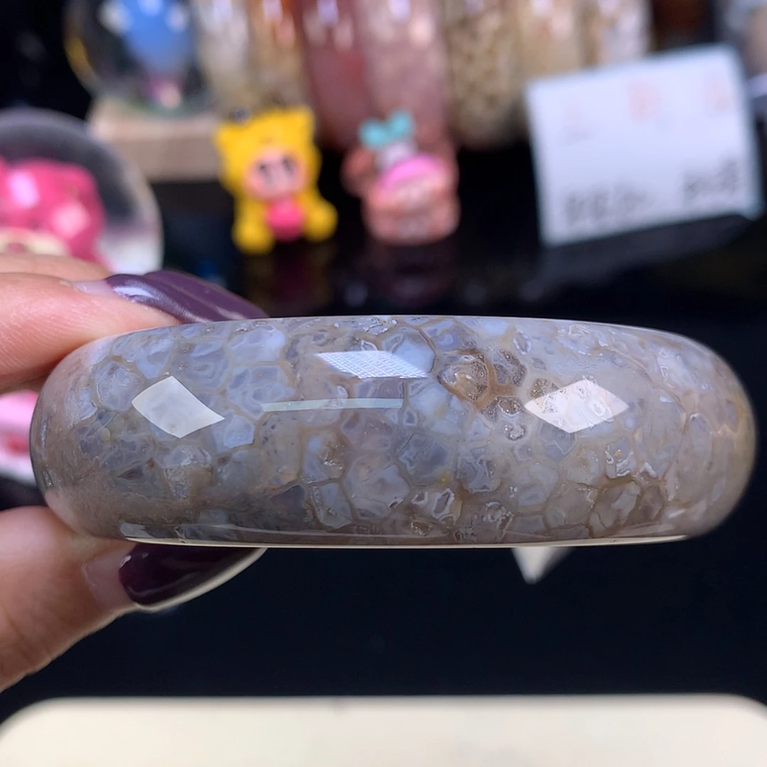 【闪购商品】颈饰未镶嵌硅化珊瑚（珊瑚玉）上新美货手镯60（48号）