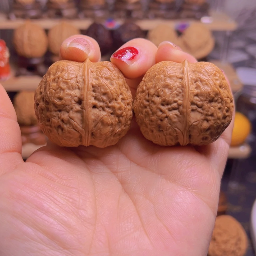 吊坠文玩核桃80w皇冠43尺