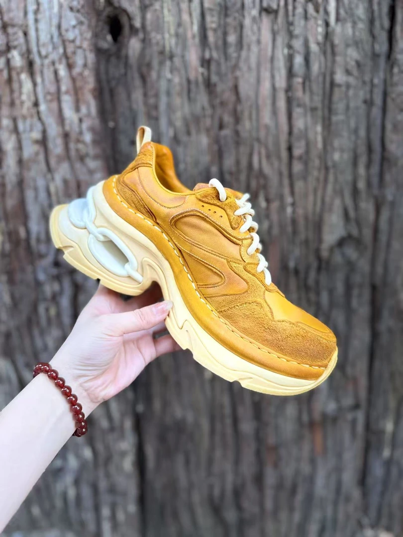 2025年水洗马皮休闲风系带时尚休闲鞋做旧潮流老爹鞋单鞋时尚潮鞋