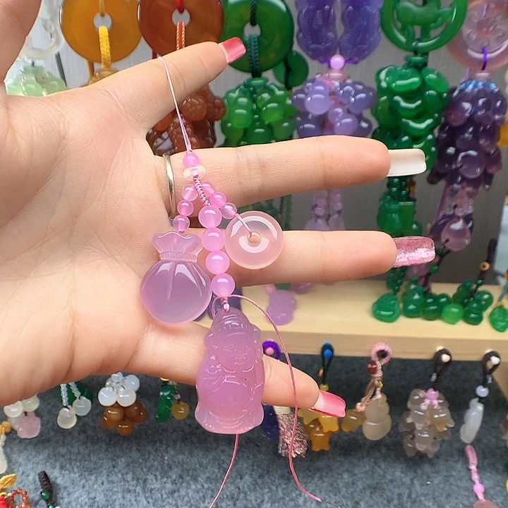 玛瑙/玉髓未镶嵌吊坠(不含链)?****度