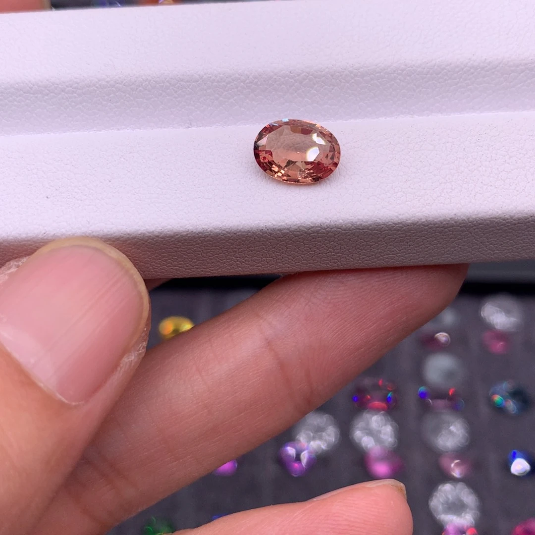 彩色蓝宝石裸石未镶嵌